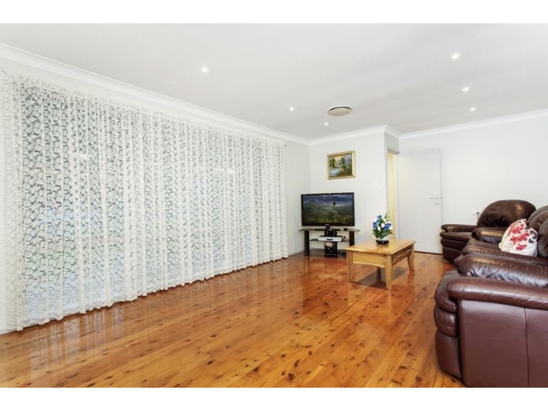 18 Woodhill Street, Castle Hill NSW 2154