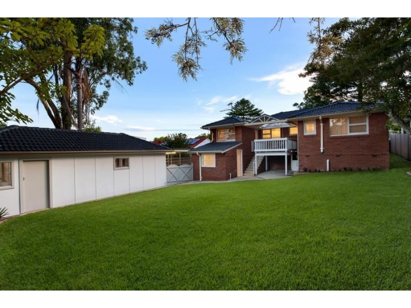 18 Woodhill Street, Castle Hill NSW 2154