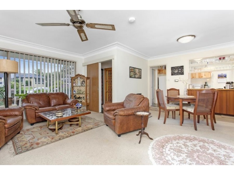 4 Darrambal Avenue, Baulkham Hills NSW 2153
