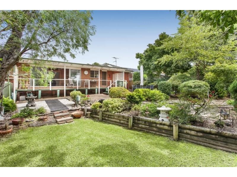 4 Darrambal Avenue, Baulkham Hills NSW 2153