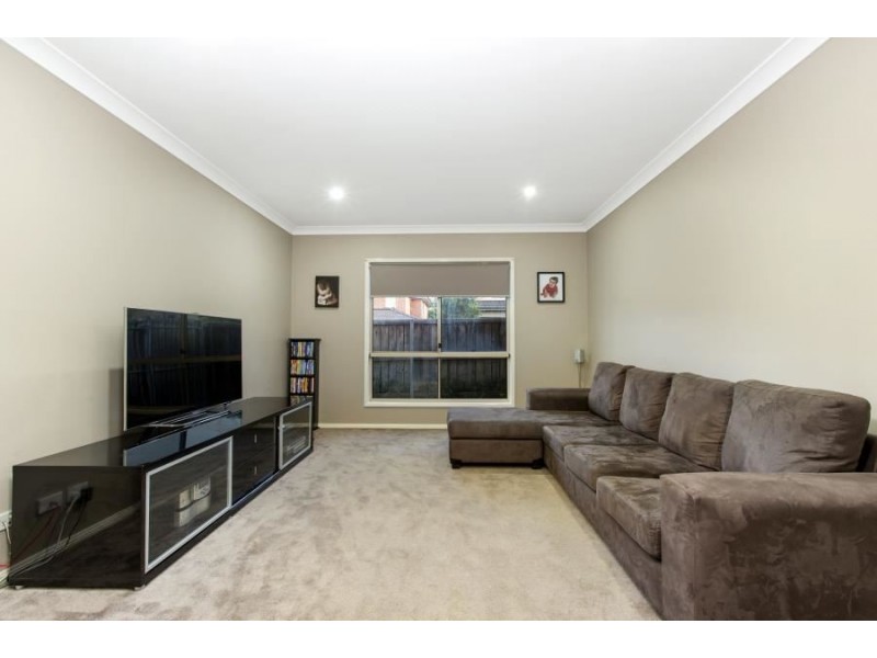 44 Queensbury Avenue, Kellyville NSW 2155