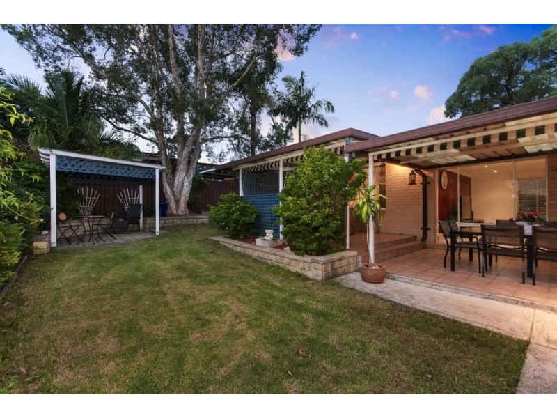 11 Ruth Street, Winston Hills NSW 2153