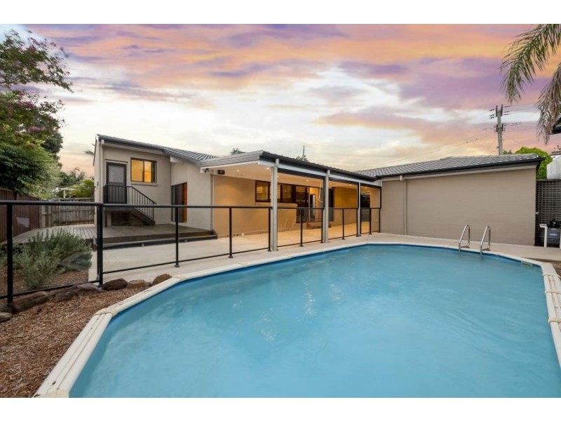 104 Caroline Chisholm Drive, Winston Hills NSW 2153