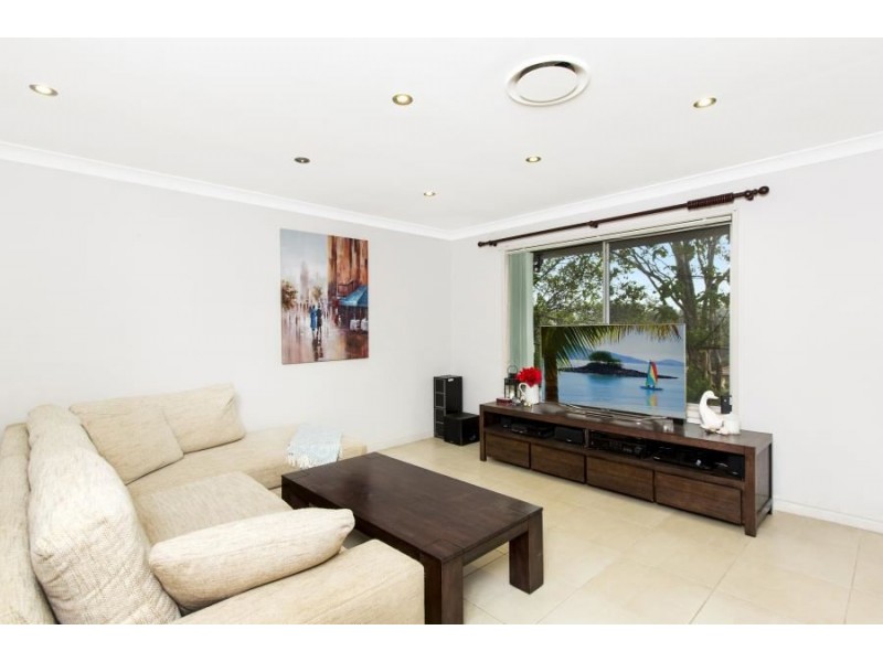 29 Allambie Avenue, Northmead NSW 2152