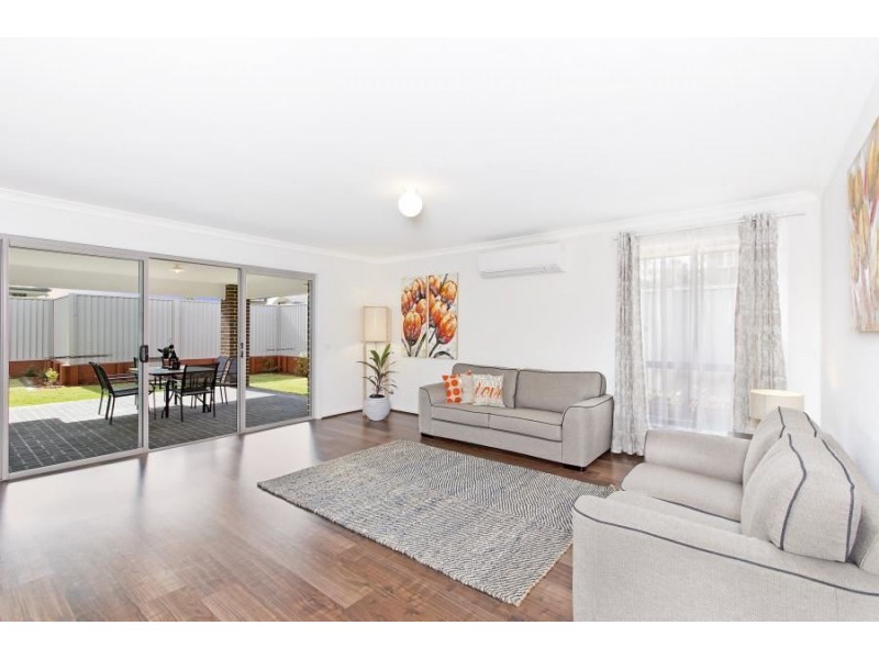 28 Dempsey Crescent, Kellyville NSW 2155