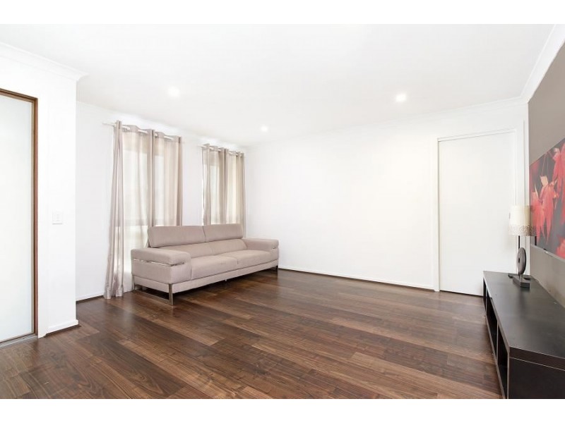 28 Dempsey Crescent, Kellyville NSW 2155