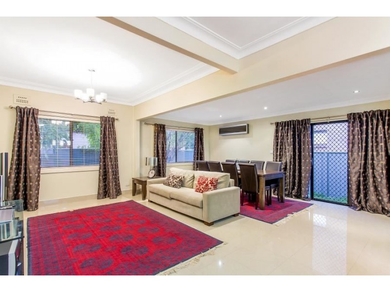 36 Glenn Avenue, Northmead NSW 2152