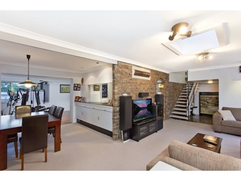 29 Dodson Crescent, Winston Hills NSW 2153