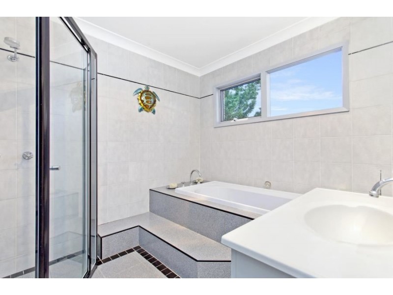 29 Dodson Crescent, Winston Hills NSW 2153