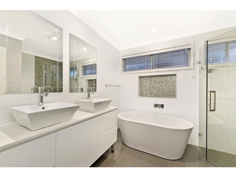 7 Selkirk Street, Winston Hills NSW 2153