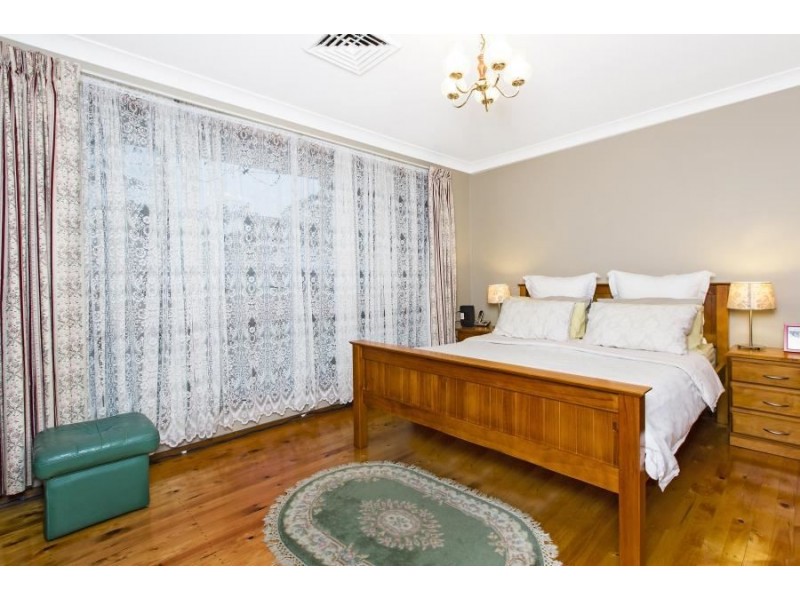 14 Malvern Avenue, Baulkham Hills NSW 2153