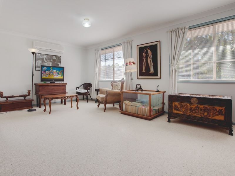 15 Leone Avenue, Baulkham Hills NSW 2153