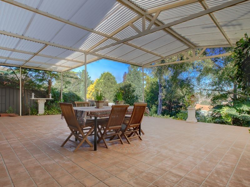 15 Leone Avenue, Baulkham Hills NSW 2153