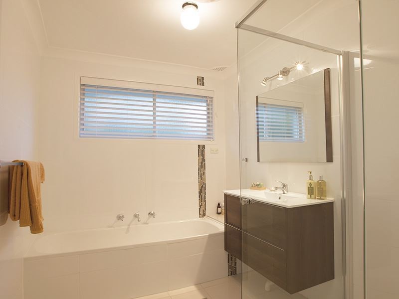 4 Rebecca Parade, Winston Hills NSW 2153