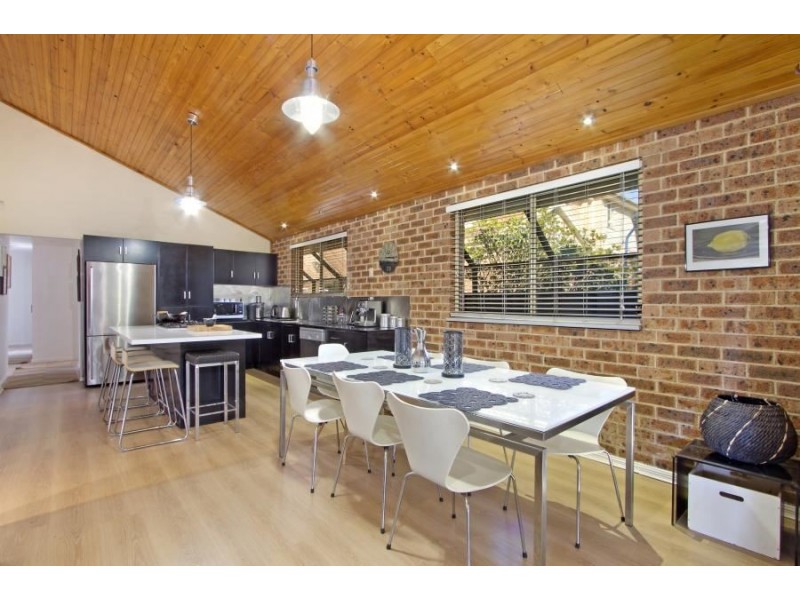 96 Walker St, Quakers Hill NSW 2763