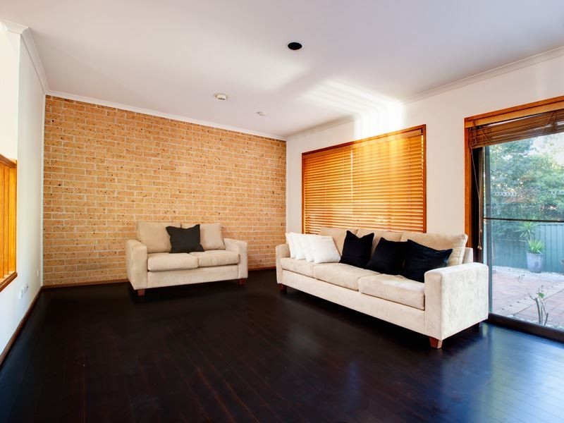 18/9 Oakland Avenue, Baulkham Hills NSW 2153