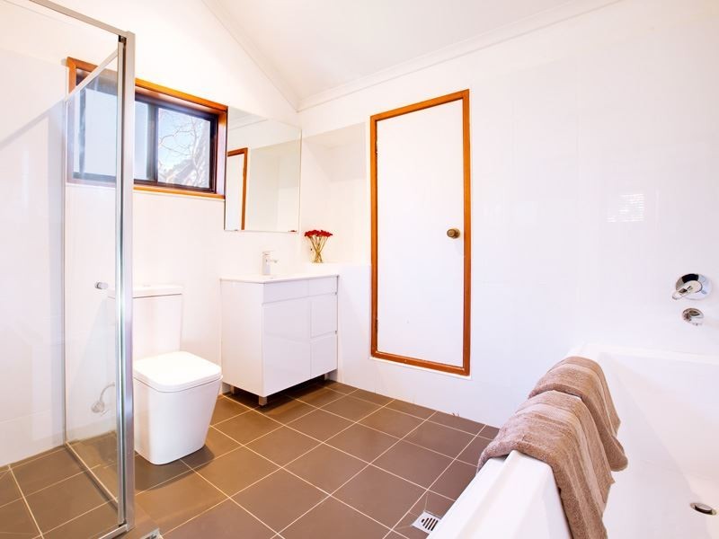 18/9 Oakland Avenue, Baulkham Hills NSW 2153