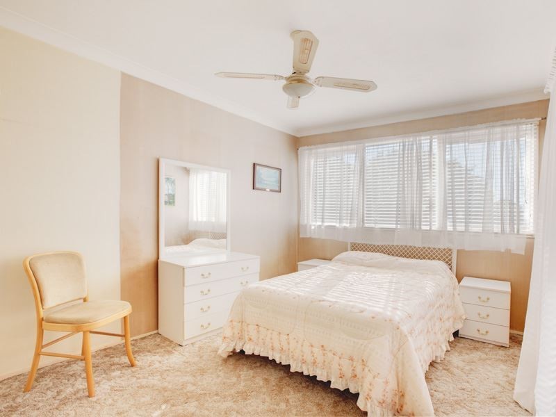 16 Gregory Avenue, Baulkham Hills NSW 2153