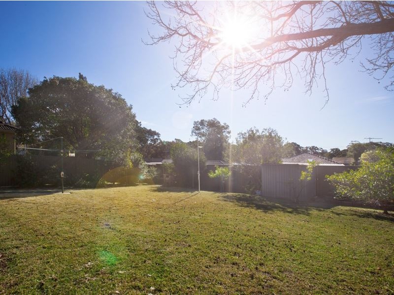 16 Gregory Avenue, Baulkham Hills NSW 2153