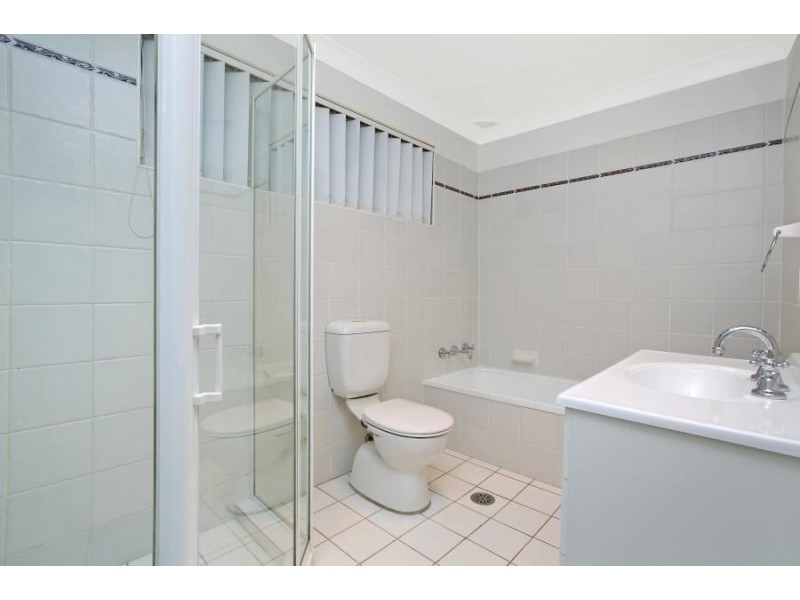 16 Jamberoo Avenue, Baulkham Hills NSW 2153