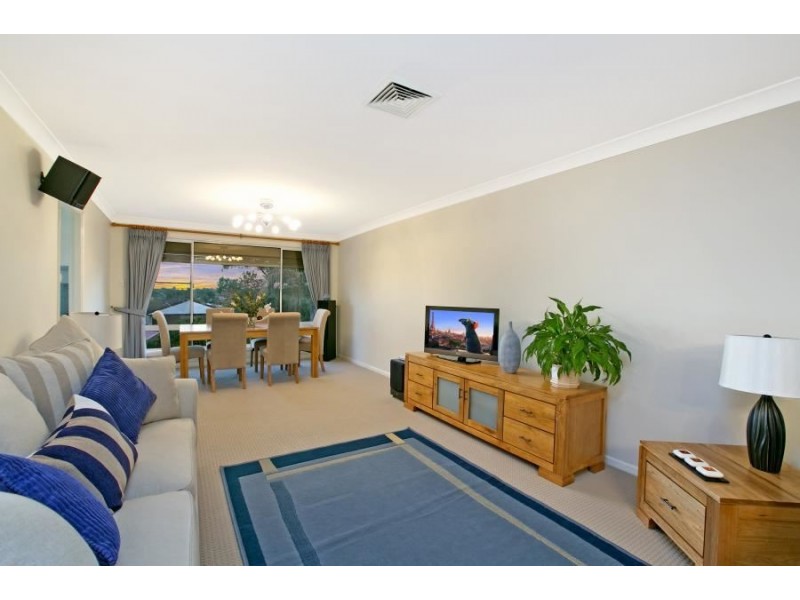 16 Jamberoo Avenue, Baulkham Hills NSW 2153