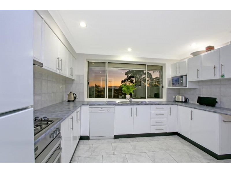 16 Jamberoo Avenue, Baulkham Hills NSW 2153