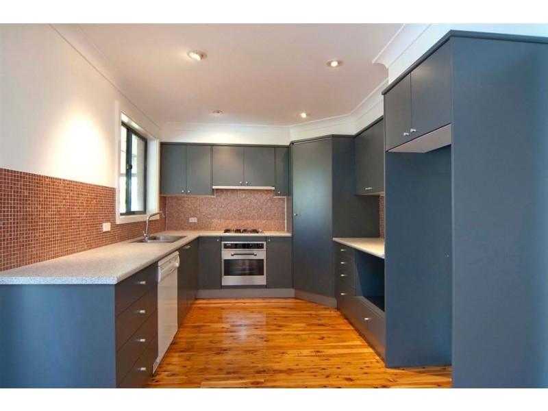 8 Oba Place, Toongabbie NSW 2146