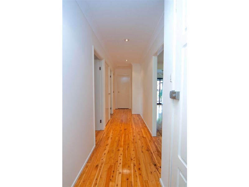 8 Oba Place, Toongabbie NSW 2146