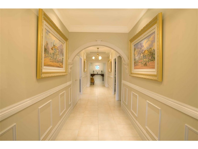 1 William Thompson Way, Baulkham Hills NSW 2153