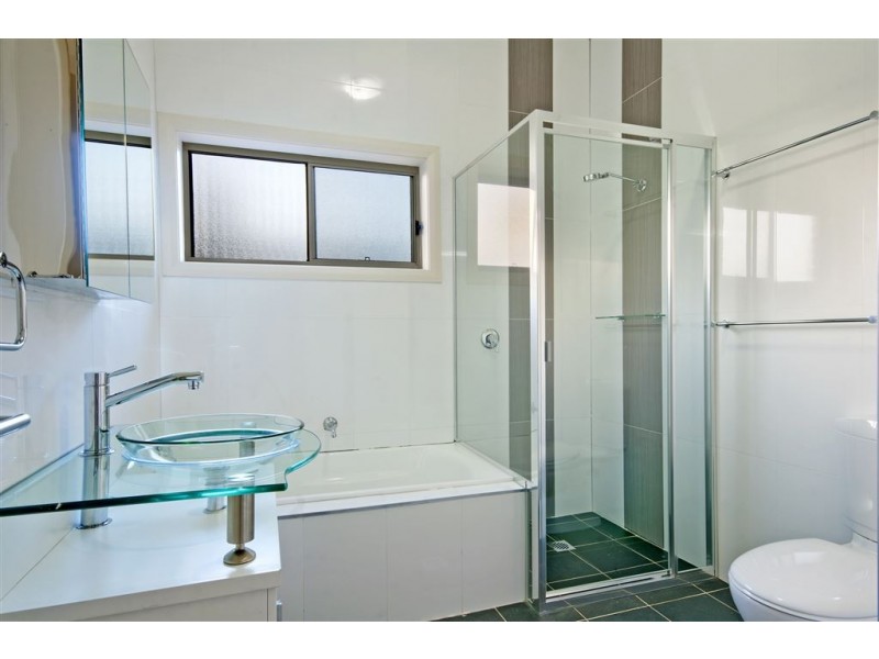 15a Magowar Rd, Pendle Hill NSW 2145