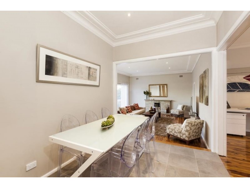 25 John St, Baulkham Hills NSW 2153