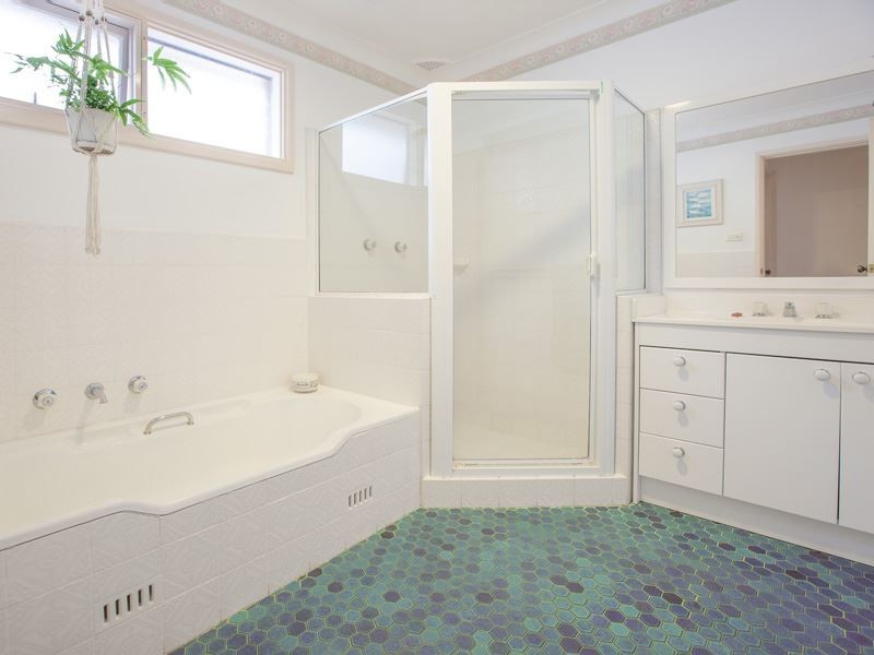 23 Delaigh Avenue, Baulkham Hills NSW 2153