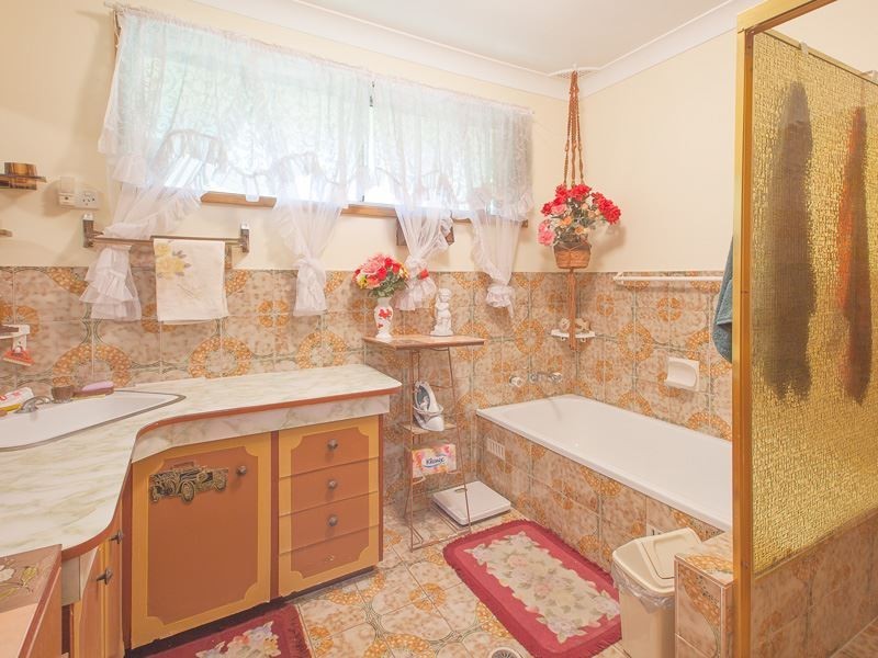 10 Hughes Street, Kings Langley NSW 2147