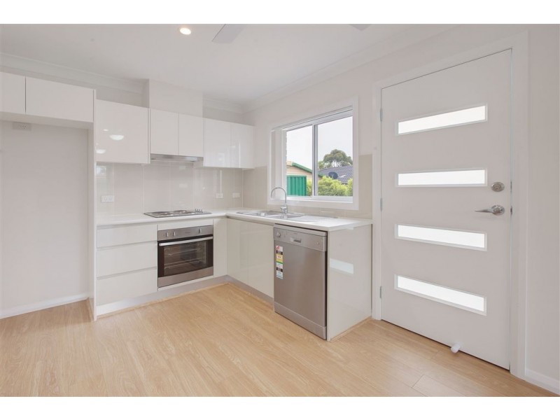 54a Coowarra Drive, St Clair NSW 2759