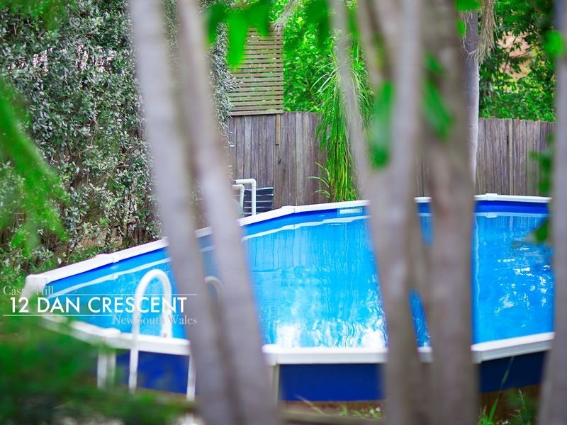 12 Dan Crescent, Castle Hill NSW 2154