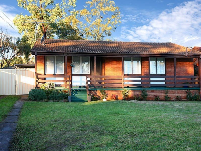 43 Keesing Crescent, Blackett NSW 2770