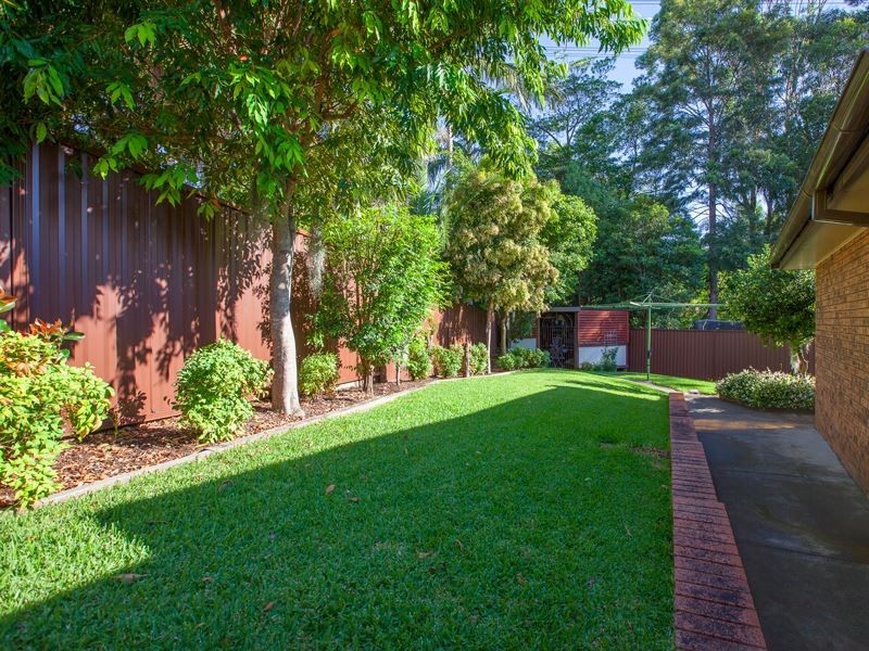 16 Elm Place, North Rocks NSW 2151