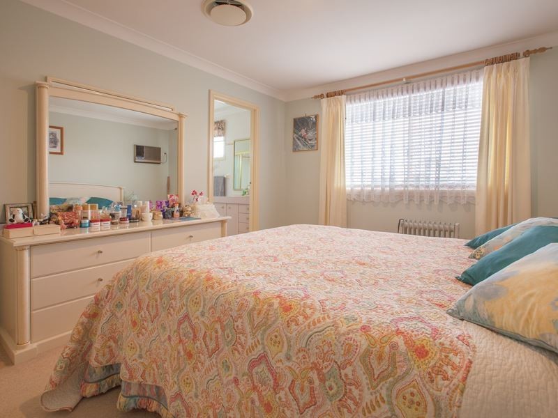 8 Oakdale Place, Baulkham Hills NSW 2153