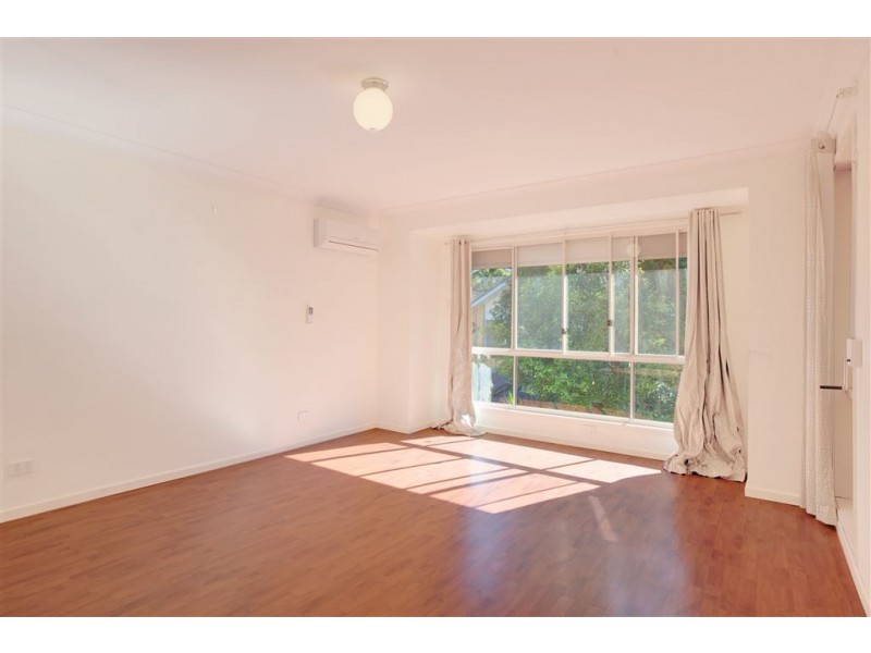 16 Cedar Grove, Castle Hill NSW 2154