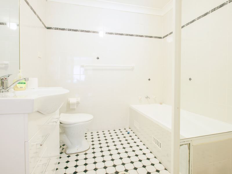 13/66 Pitt Street, Merrylands NSW 2160