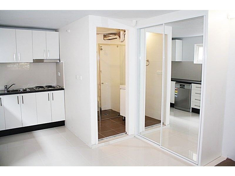 4b Junction Road, Baulkham Hills NSW 2153