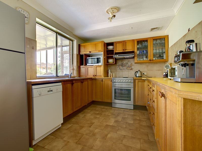 4 Lowanna Avenue, Baulkham Hills NSW 2153