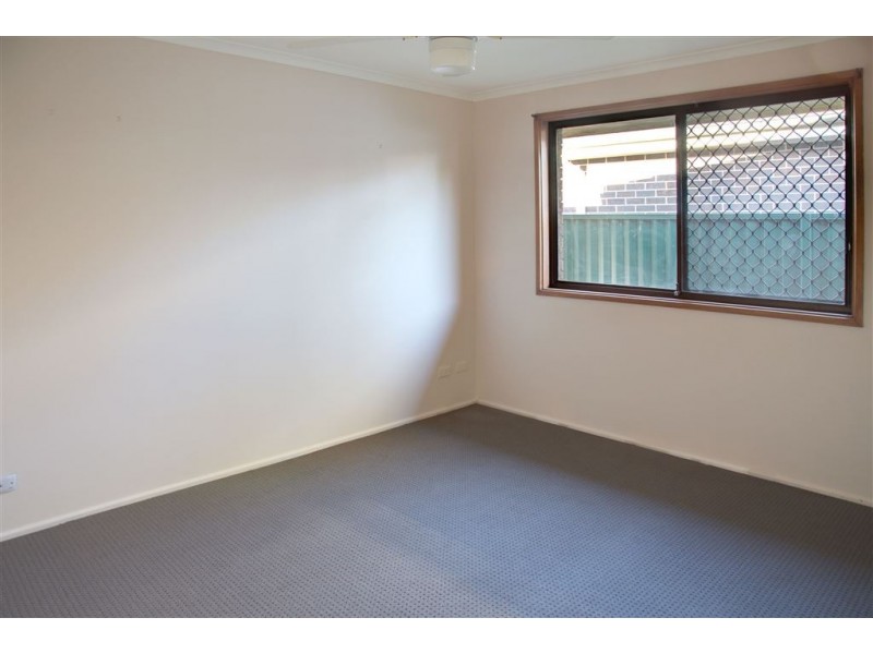 54 Coowarra Drive, St Clair NSW 2759