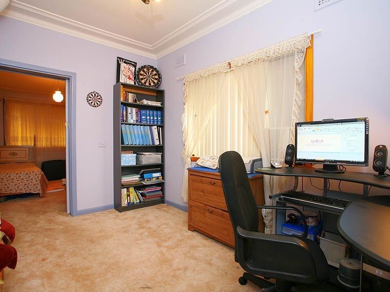 11 Dan Avenue, Blacktown NSW 2148