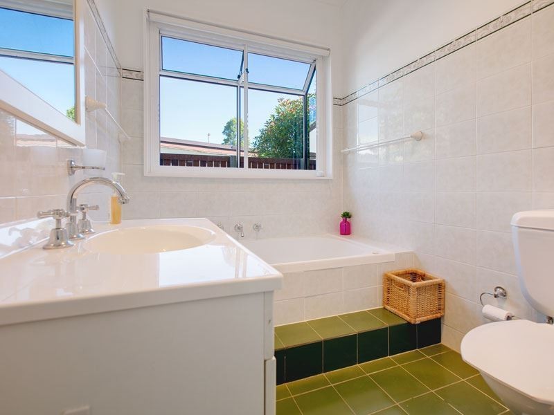 26 Cacia Avenue, Seven Hills NSW 2147