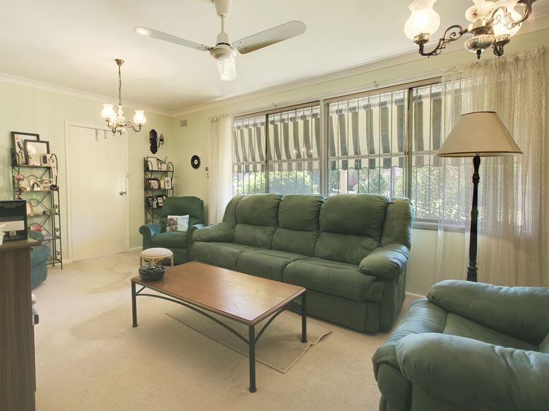 1 Pembury Ave, North Rocks NSW 2151