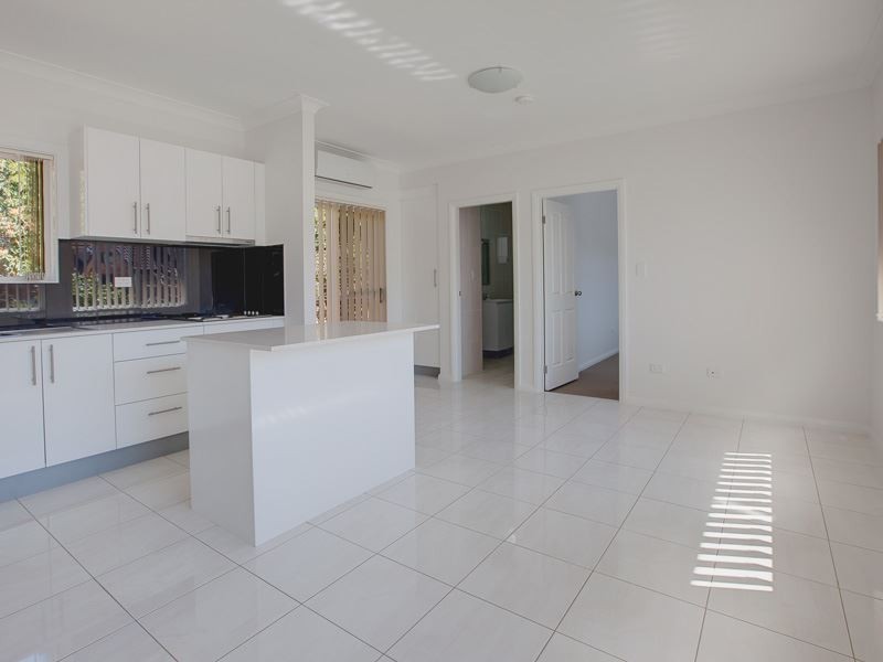 14a Crestwood Drive, Baulkham Hills NSW 2153