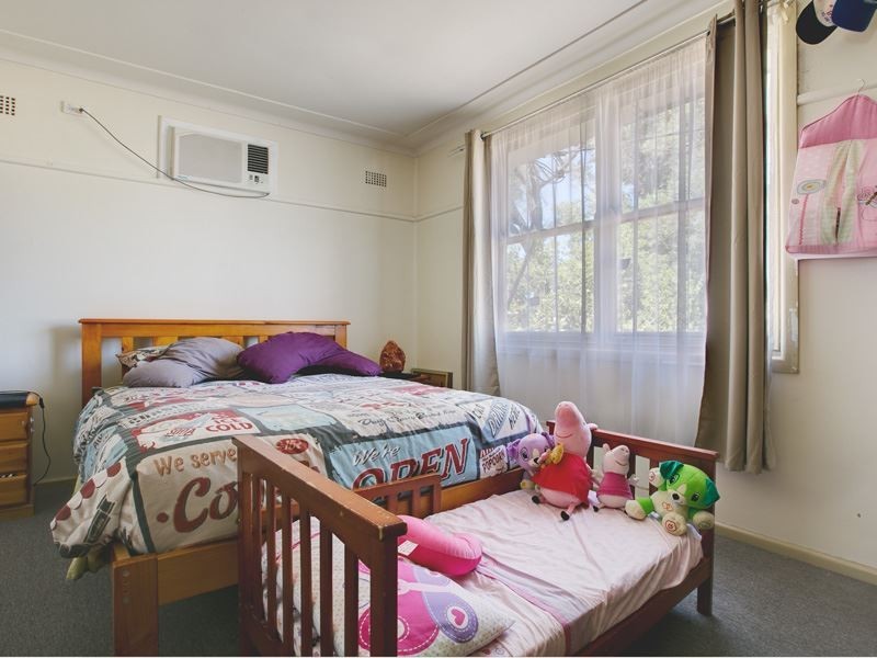 151 Lucas Road, Lalor Park NSW 2147