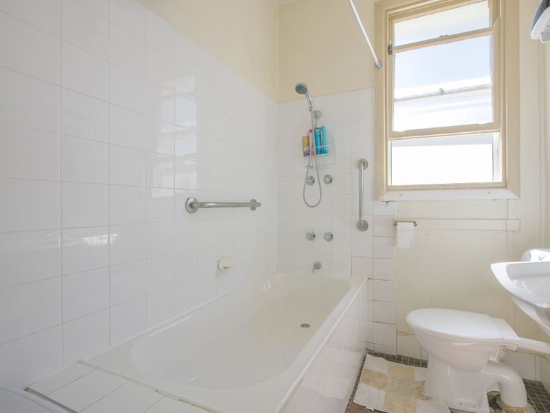 151 Lucas Road, Lalor Park NSW 2147