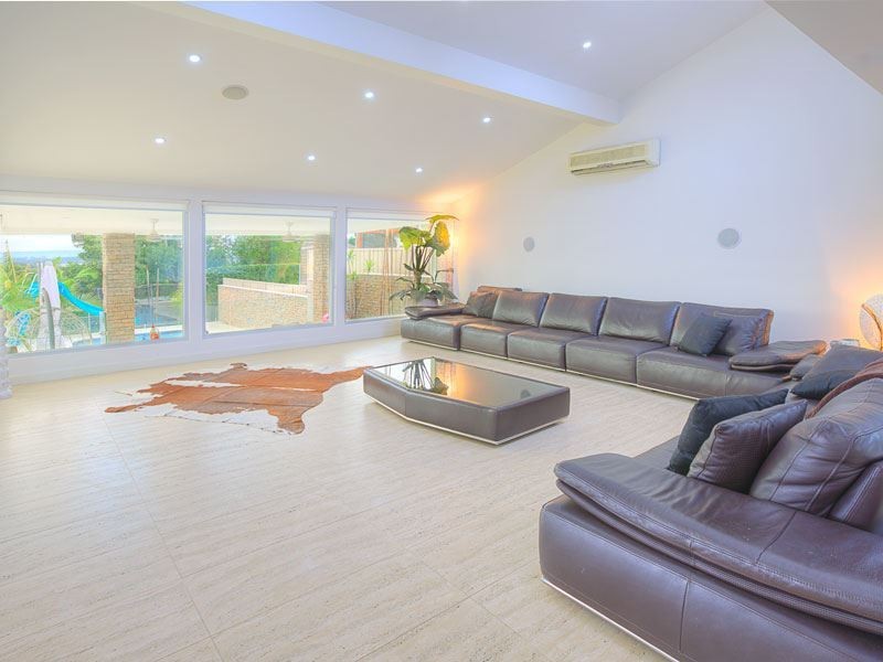 26 Tristania Court, Baulkham Hills NSW 2153